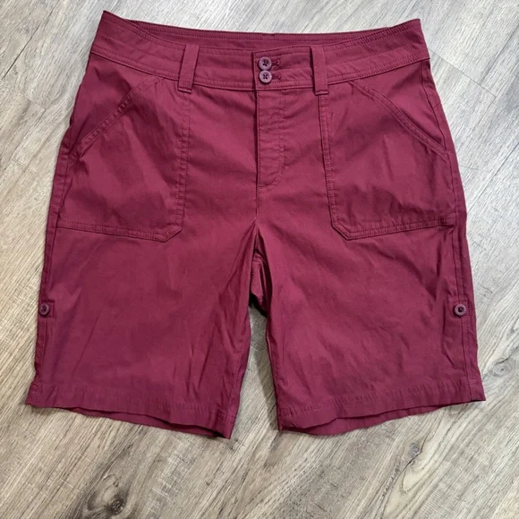 Eddie Bauer Maroon Women's Rolled Hem Bermuda Shorts - Size 8 - Picture 1 of 15